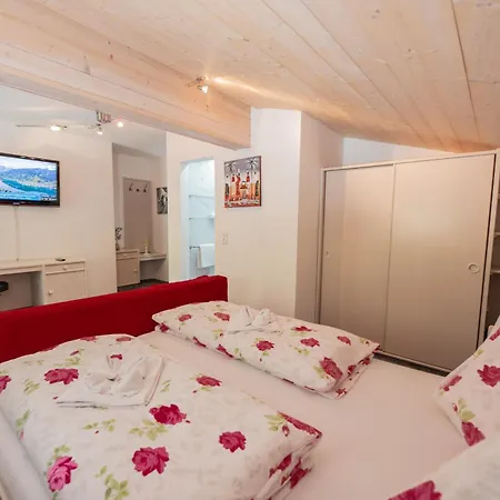 Gimpl Apartament *